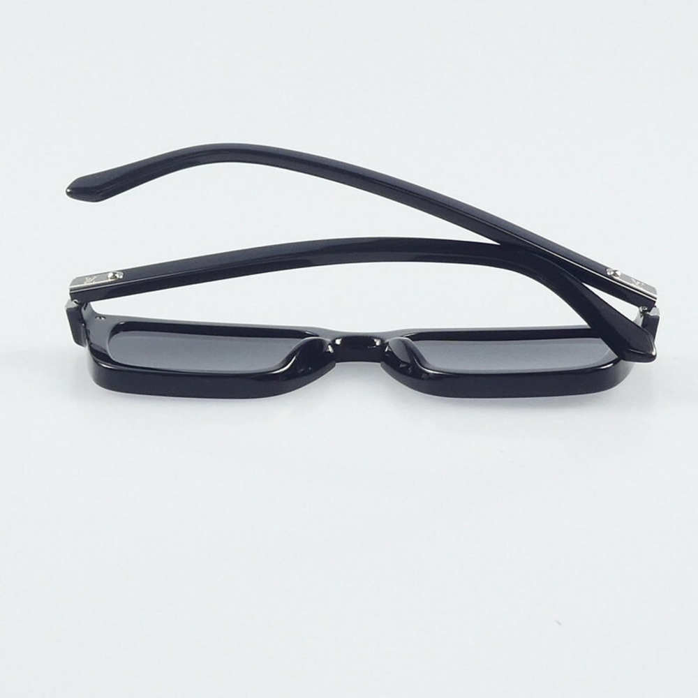 Louis Vuitton Signature Square Sunglasses Black - Picture 15 of 16